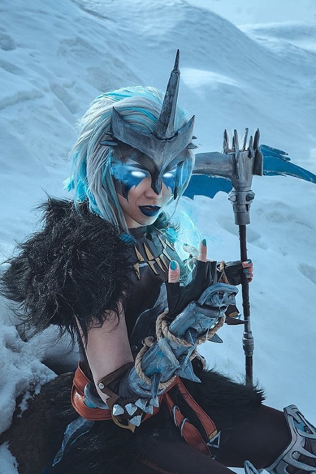 Russian Cosplay: Valkyrie (Fortnite)