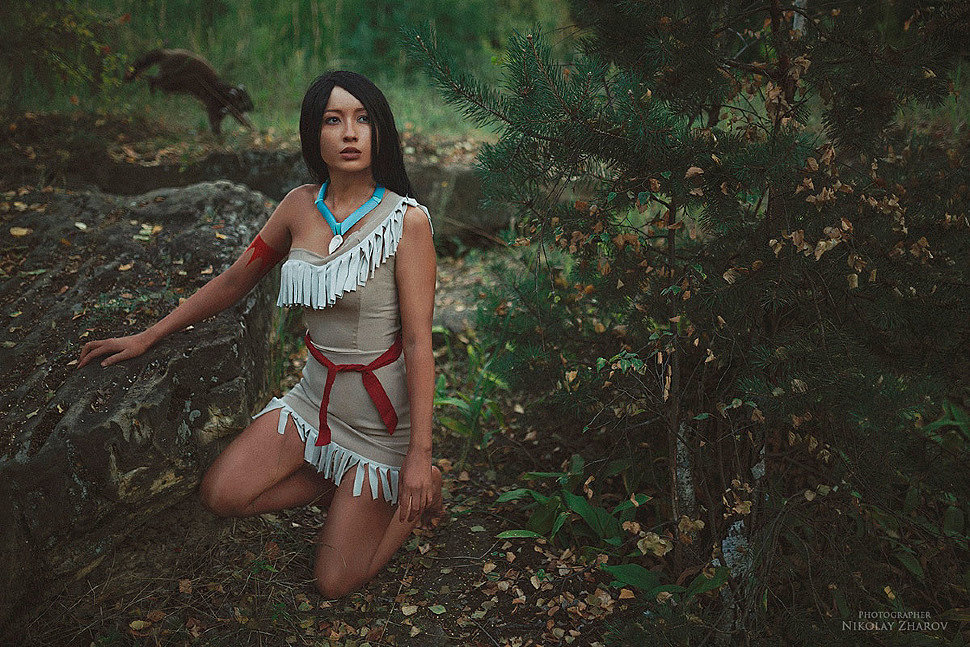 Russian Cosplay: Pocahontas by atashi karas