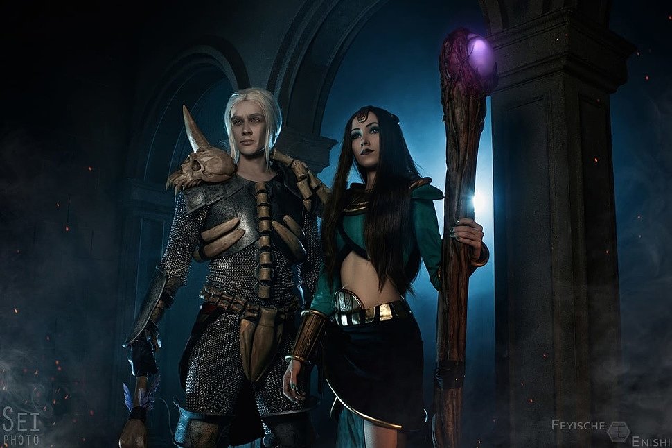 Russian Cosplay: Necromancer & Sorceress (Diablo 2)