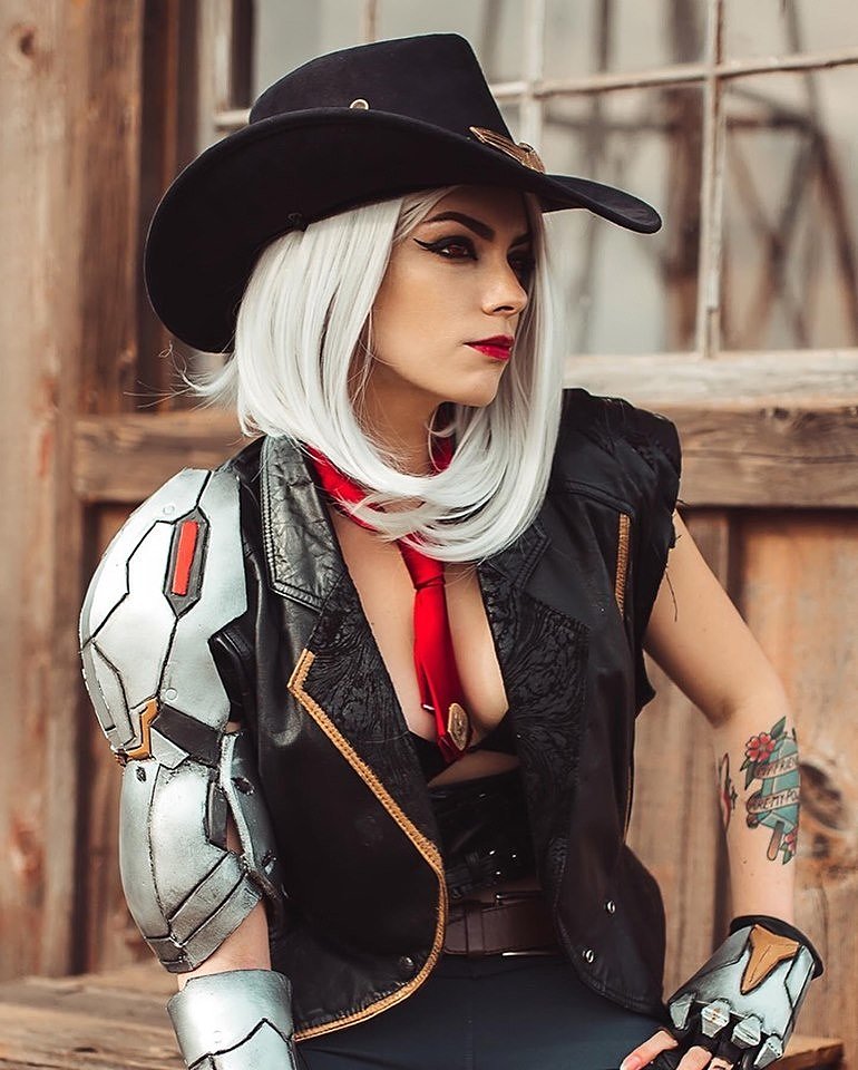 Cosplay: Ashe (Overwatch) by Jess