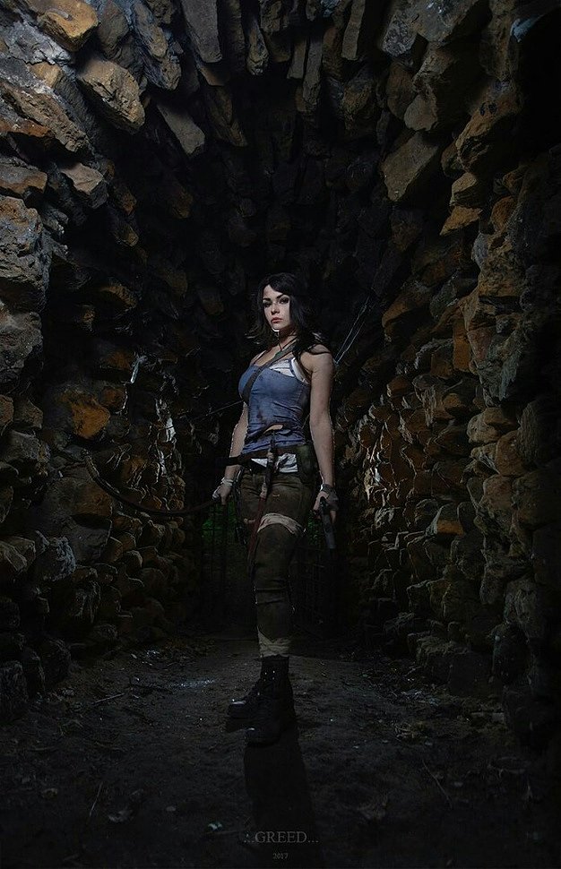 Russian Cosplay: Lara Croft (Tomb Raider) by Irina Meier