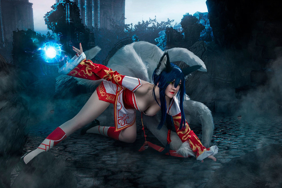 Russian Cosplay: Ahri (League of Legends)