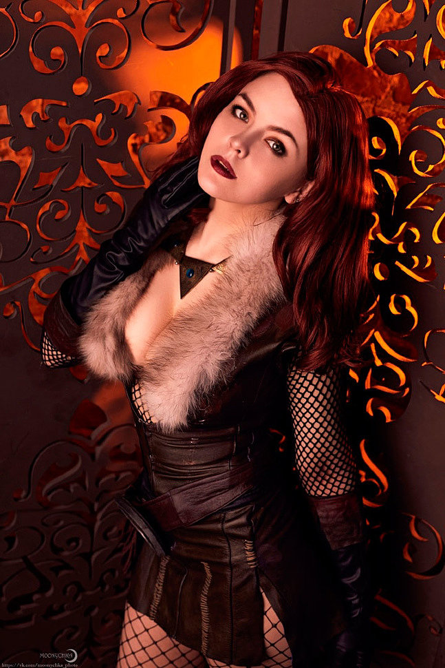 Russian Cosplay: Triss Merigold (The Witcher)
