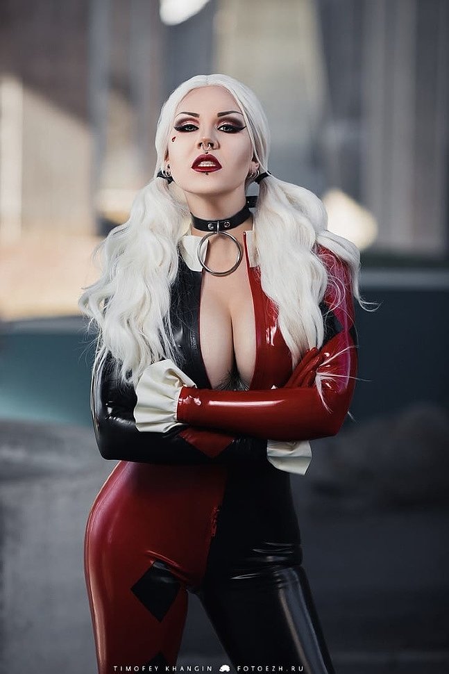 Russian Cosplay: Harley Quinn (DC Comics) by Necrinity