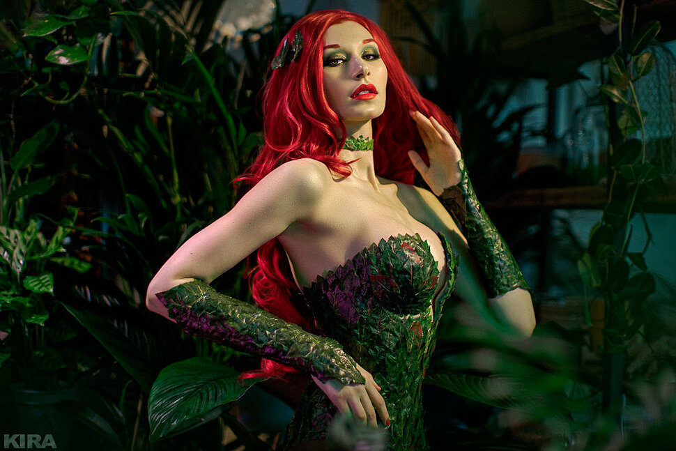 [Cosplay] Poison Ivy (DC Comics) by Kristy CHE