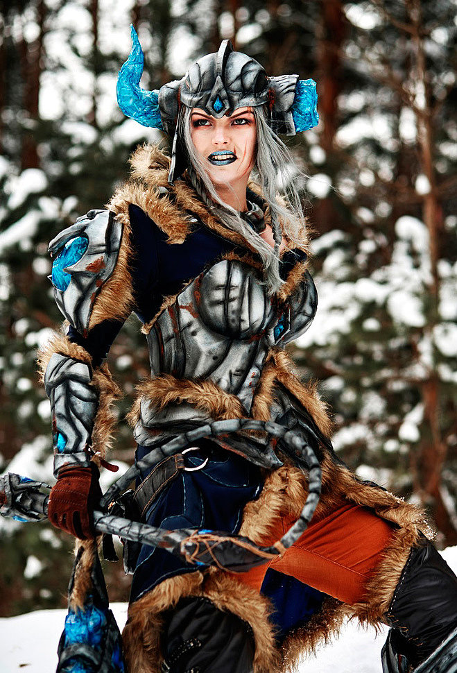 Russian Cosplay: Sejuani (League of Legends)