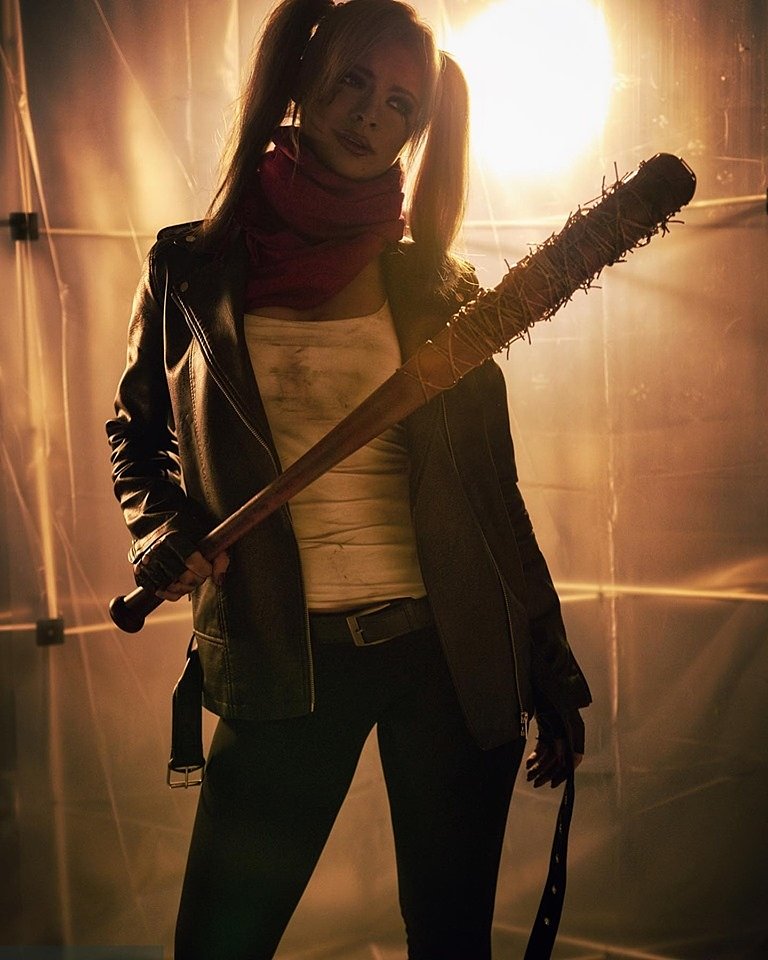 Russian Cosplay: Harley Quinn + Negan by Jannet Incosplay