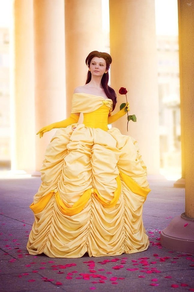 Russian Cosplay: Belle (Beauty and the Beast)