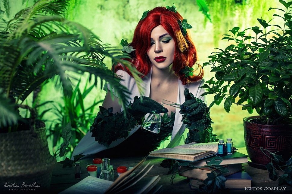 Russian Cosplay: Poison Ivy & Harley Quinn (DC Comics)