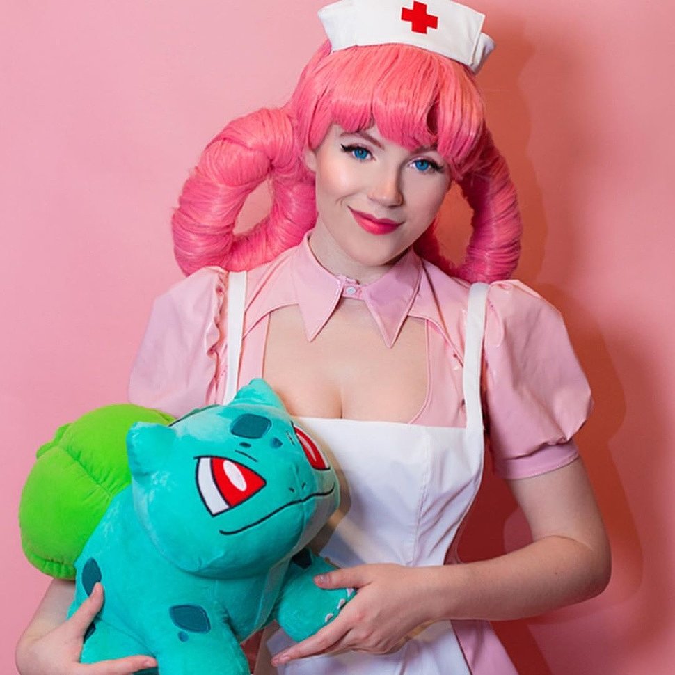 Cosplay: Nurse Joy (Pokemon) by Jazlyn Skyy