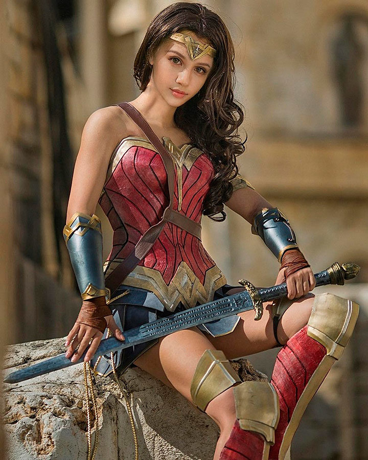 Cosplay: Wonder Woman (DC Comics) by Kilory
