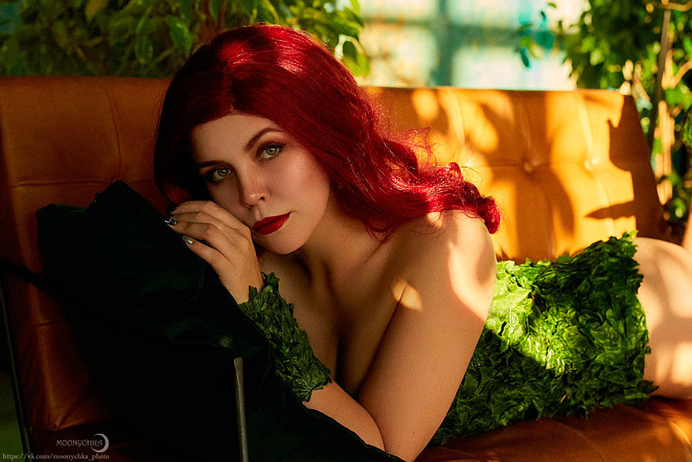Russian Cosplay: Poison Ivy (DC Comics) by Asami