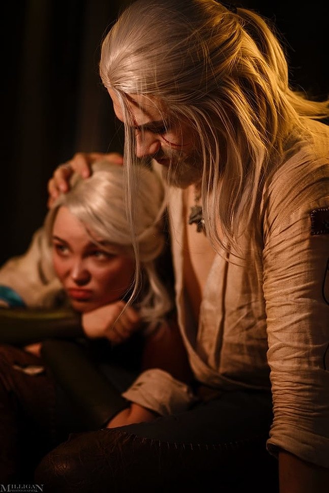 Russian Cosplay: Little Ciri & Geralt (The Witcher)