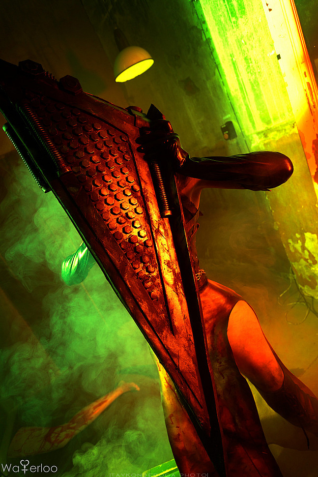 [Cosplay] Pyramid Head (Silent Hill) by Waterloo