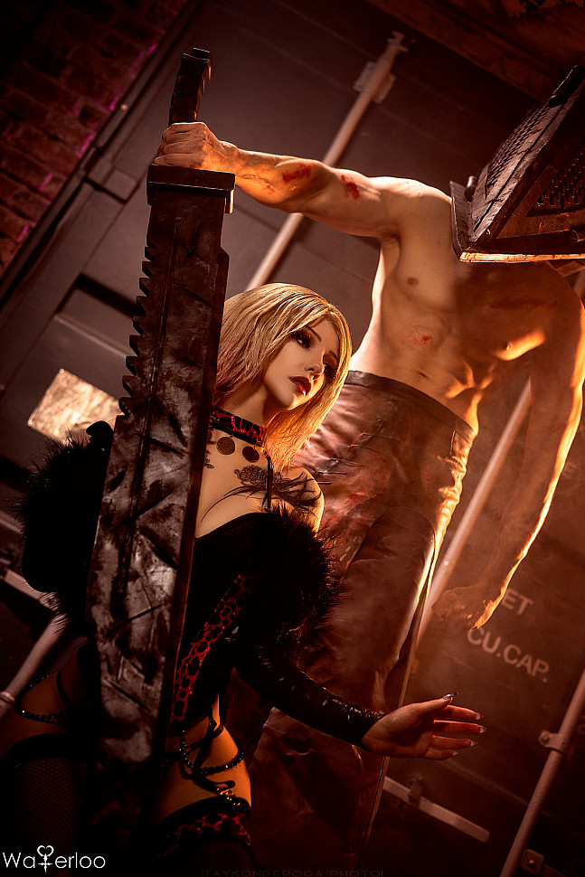 [Cosplay] Maria (Silent Hill 2) by Waterloo