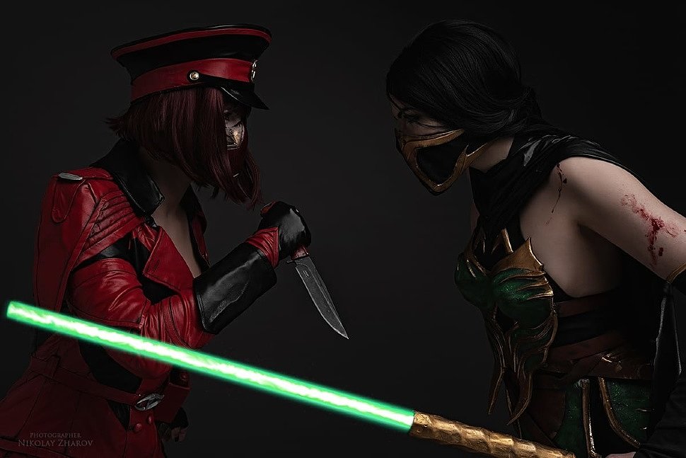 Russian Cosplay: Jade & Skarlet (Mortal Kombat 11)