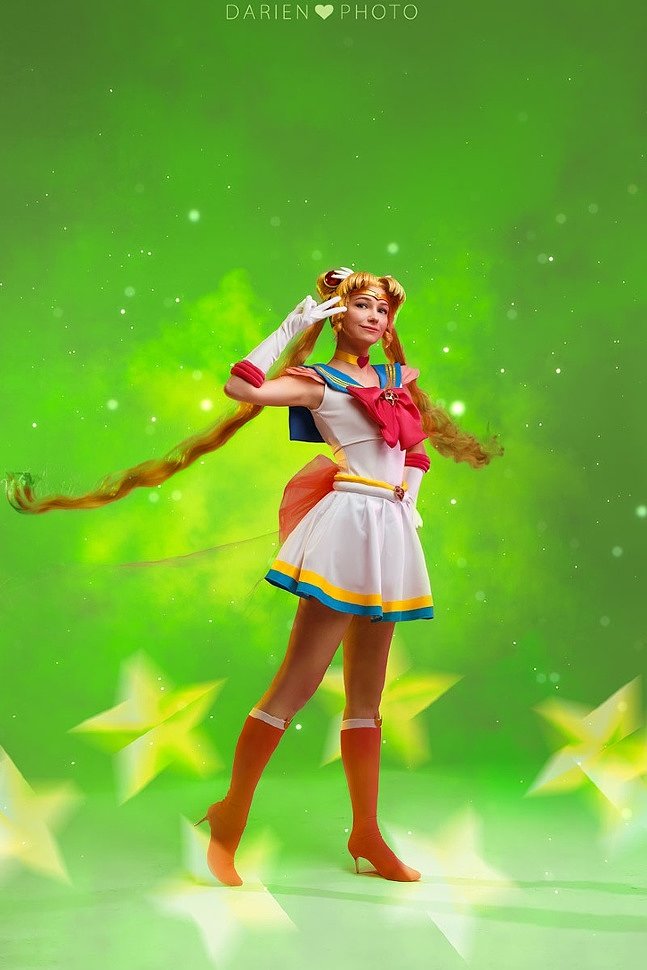 Russian Cosplay: Princess Serenity (Sailor Moon)