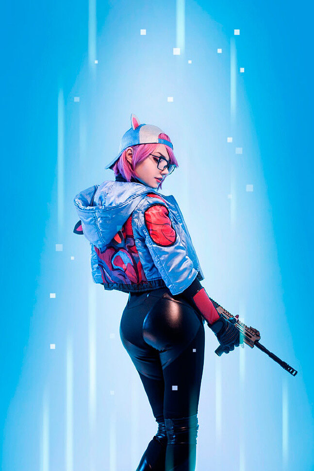 Russian Cosplay: Lynx (Fortnite) by CarryKey