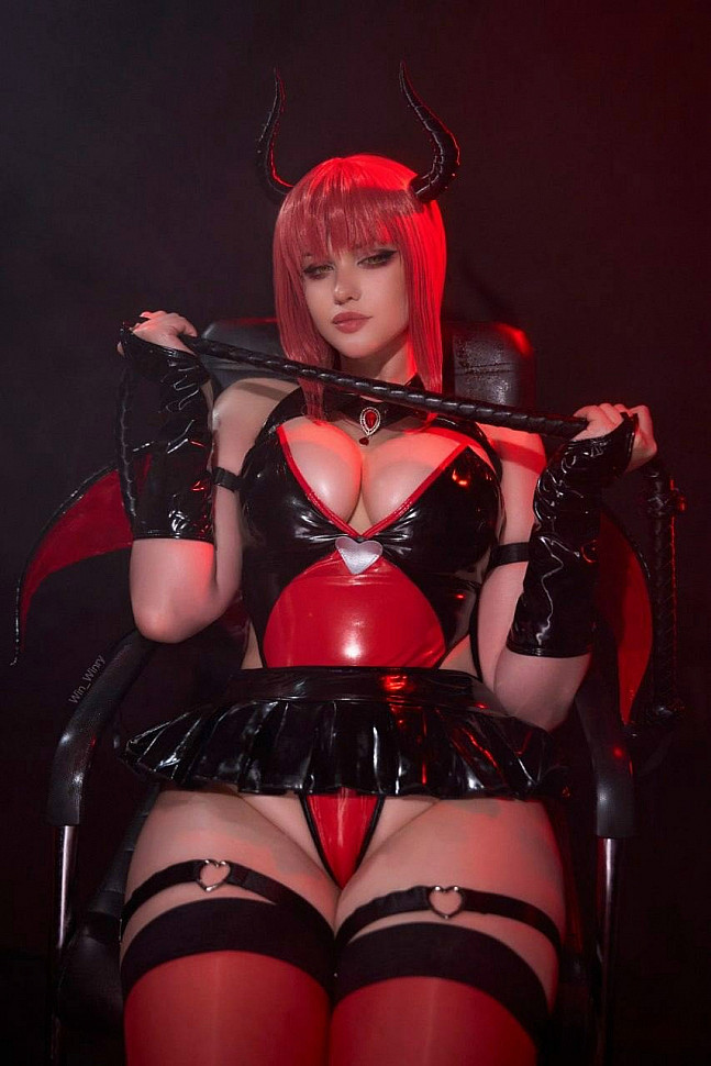 [Cosplay] Succubus Makima (Chainsaw Man) by Win Winry #Inspired