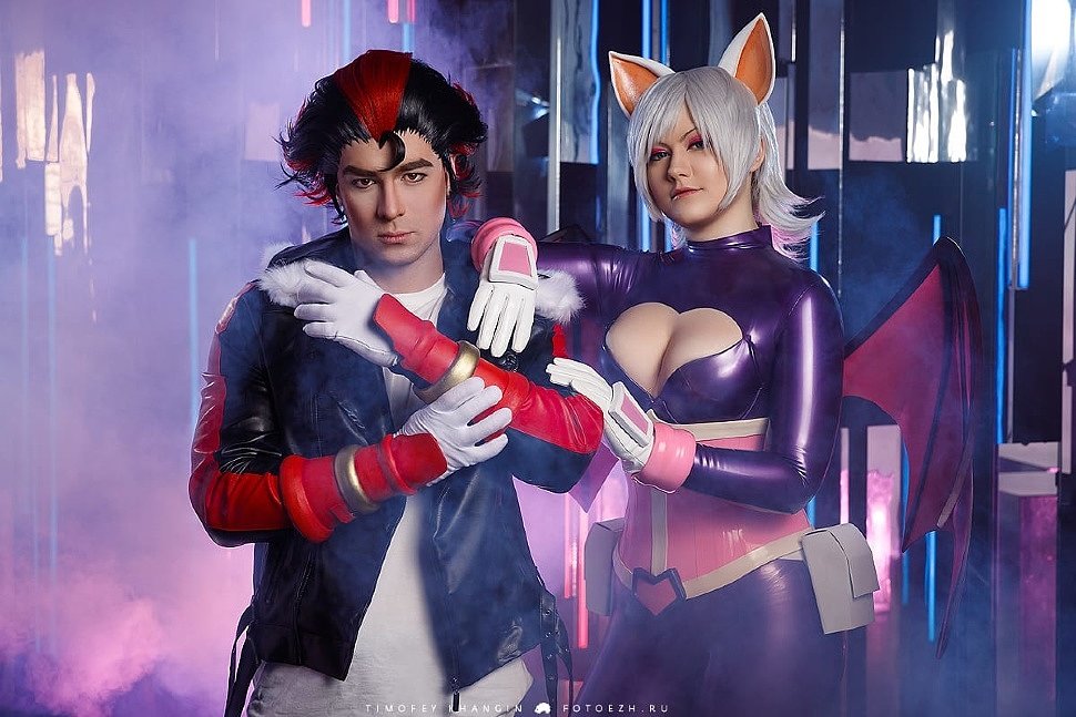 Russian Cosplay: Rouge the Bat, Shadow the Hedgehog (Sonic the Hedgehog)