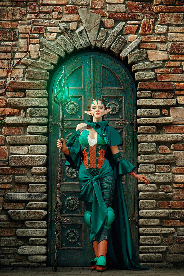 Russian Cosplay: Nissa Revane (Magic: The Gathering)