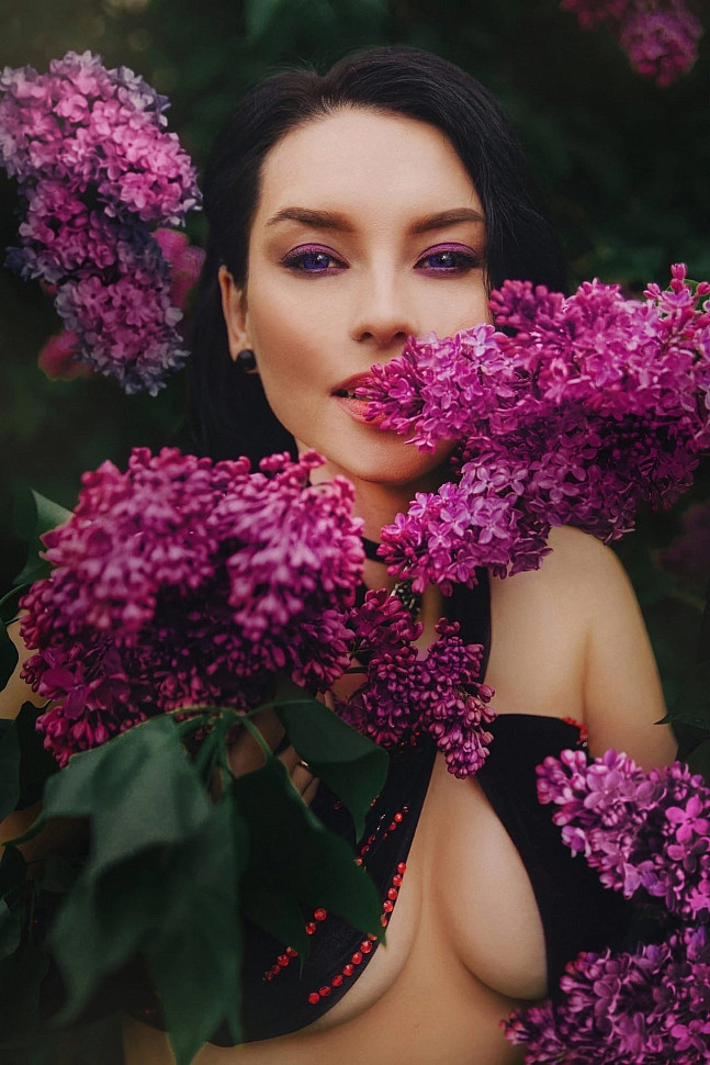 [Cosplay] Yennefer (The Witcher Inspired) by Anna Shakh