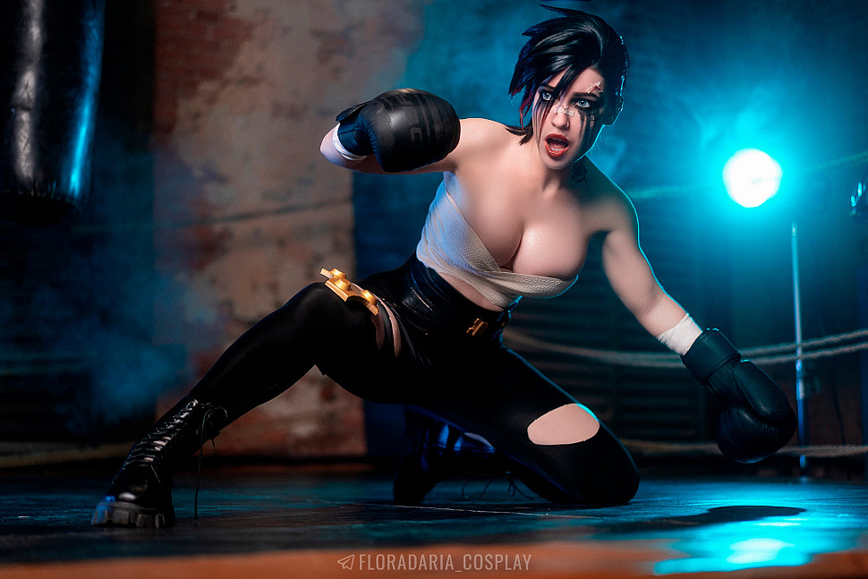 [Cosplay] Vi (Arcane) by Floradaria #Inspired