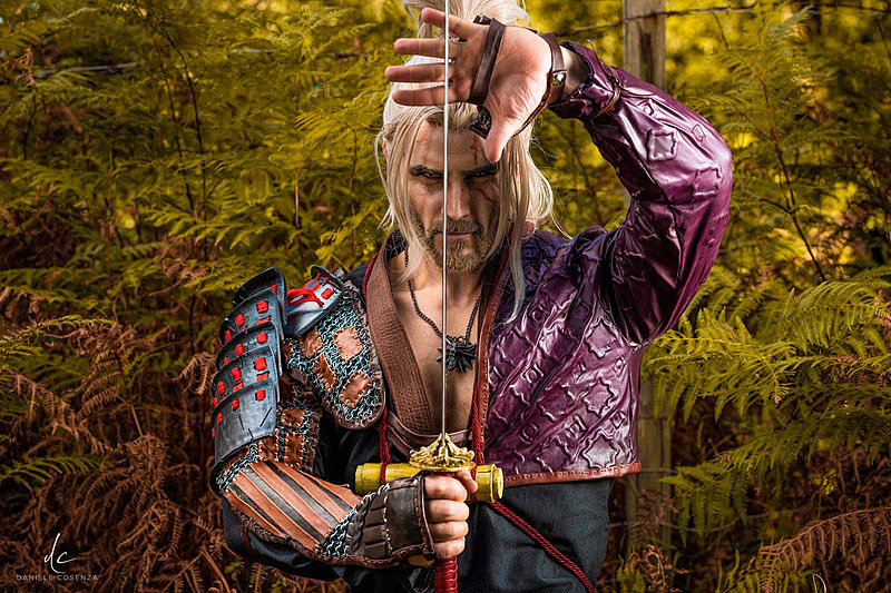 Cosplay: Ronin Geralt (The Witcher) by Taryn Cosplay
