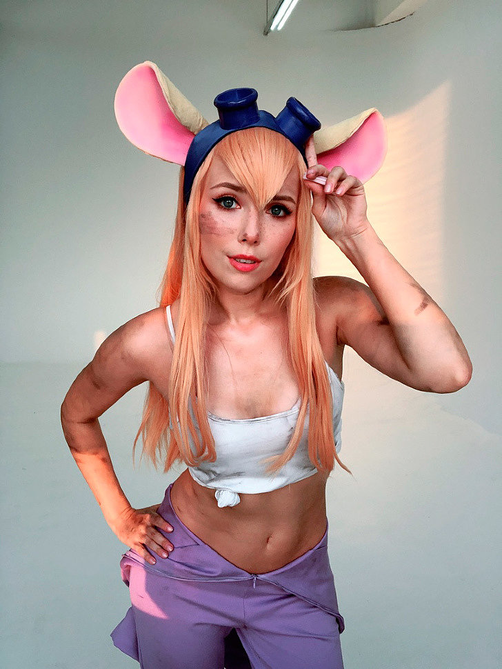 Russian Cosplay: Gadget (Chip and Dale) by Helen Stifler