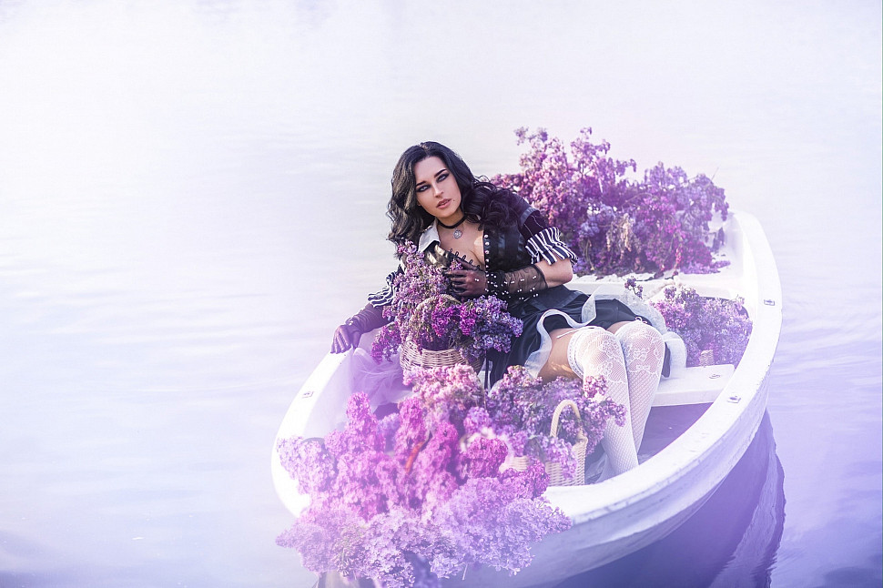[Cosplay] Yennefer (The Witcher Inspired) by Anna Shakh