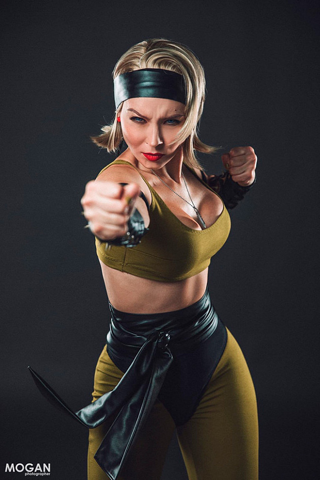 [Cosplay] Sonya Blade (Mortal Kombat) by Anna Shakh