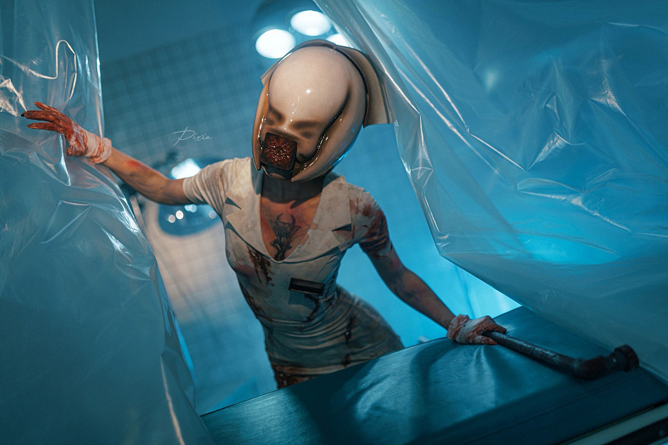 [Cosplay] Nurse (Silent Hill) by Pixie #Inspired