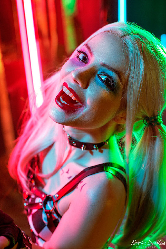 Russian Cosplay: Harley Quinn (DC) by cassidy22