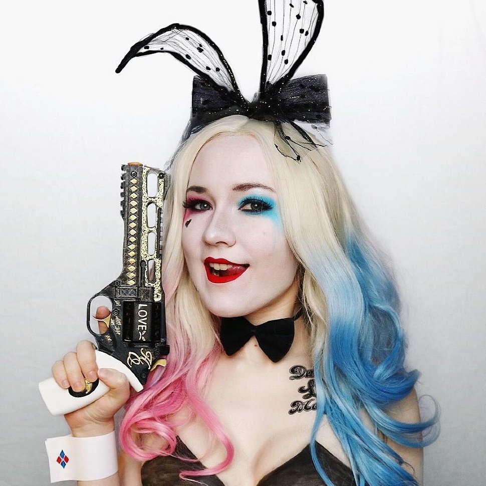 Russian Cosplay: Harley Quinn (DC) by saint.elena
