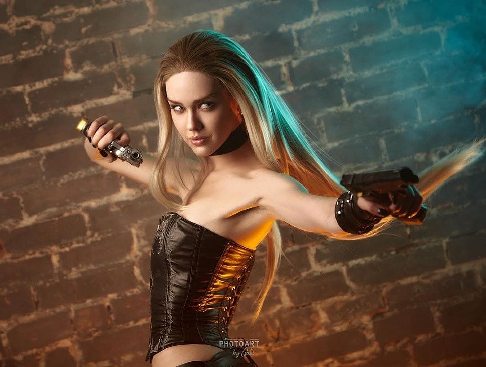 Russian Cosplay: Trish (Devil May Cry) by Nelly Laufeyson