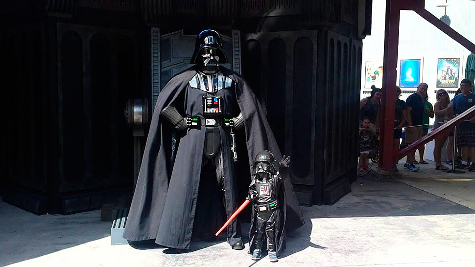[Fun Video] Darth Vader meets Baby Darth Vader