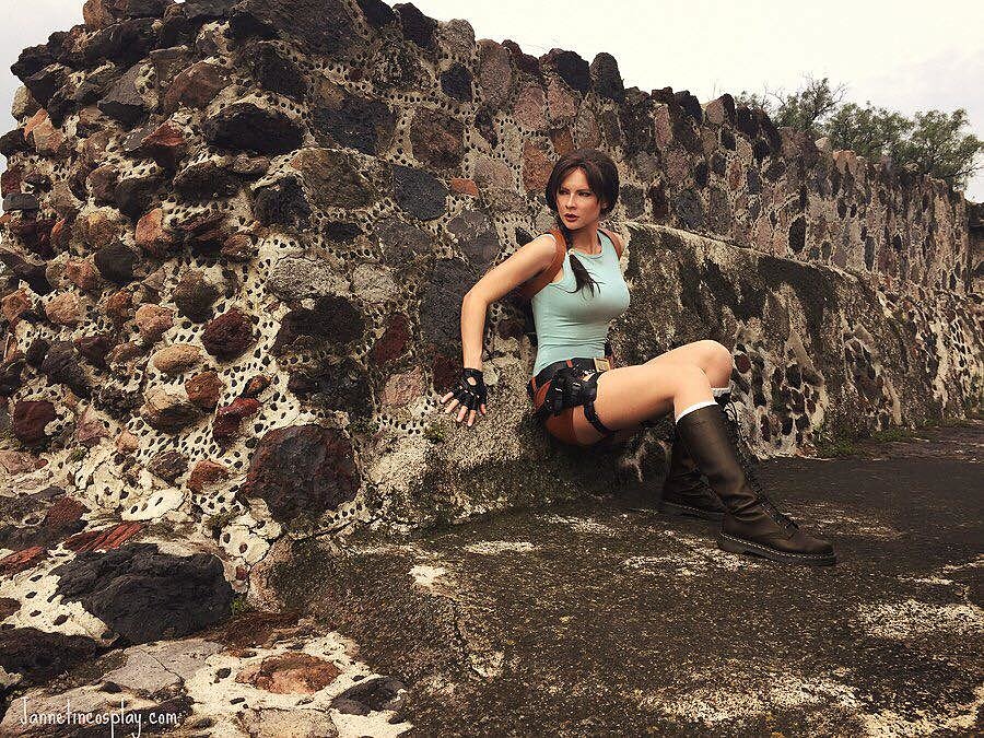 Russian Cosplay: Lara Croft (Tomb Raider) by Jannet Incosplay