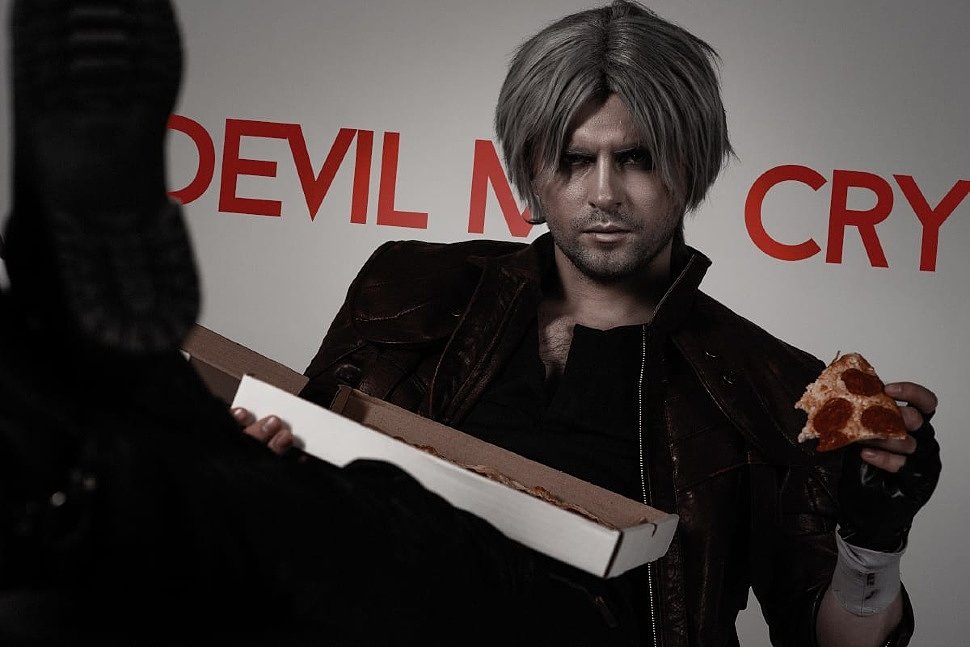 Russian Cosplay: Dante (Devil May Cry) by GraysonFin