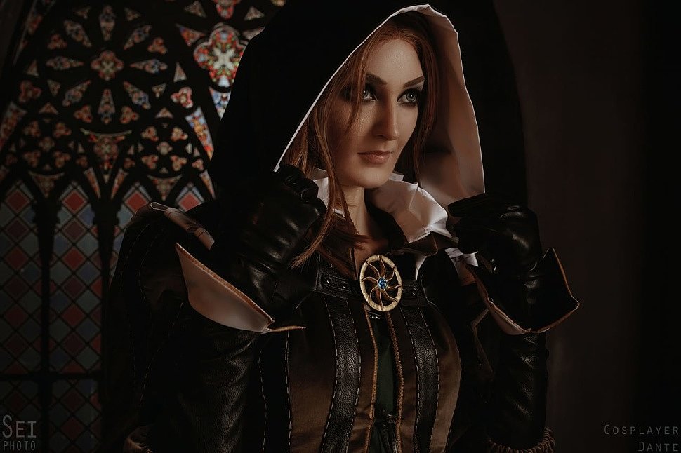 Russian Cosplay: Cynthia (The Witcher 2)