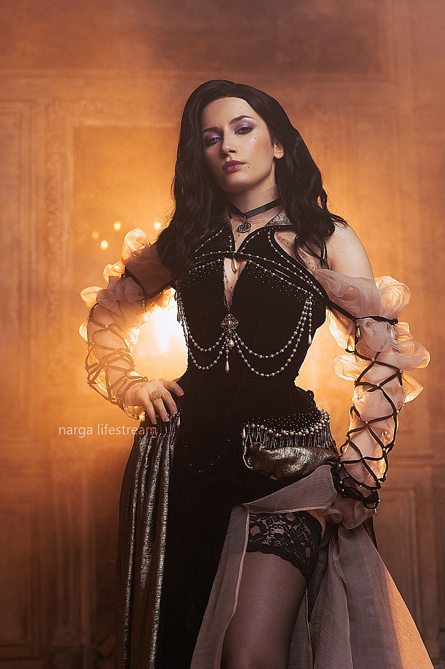 [Cosplay] Yennefer (The Witcher) by Narga