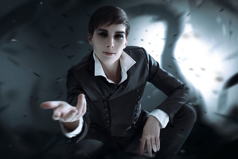 Russian Cosplay: The Empress, The Outsider (Dishonored)