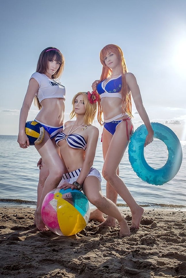Russian Cosplay: Tina, Kasumi & Hitomi (Dead or Alive 5)