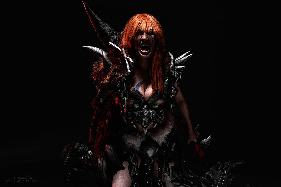 Russian Cosplay: Barbarian (Diablo 3) by Smirka