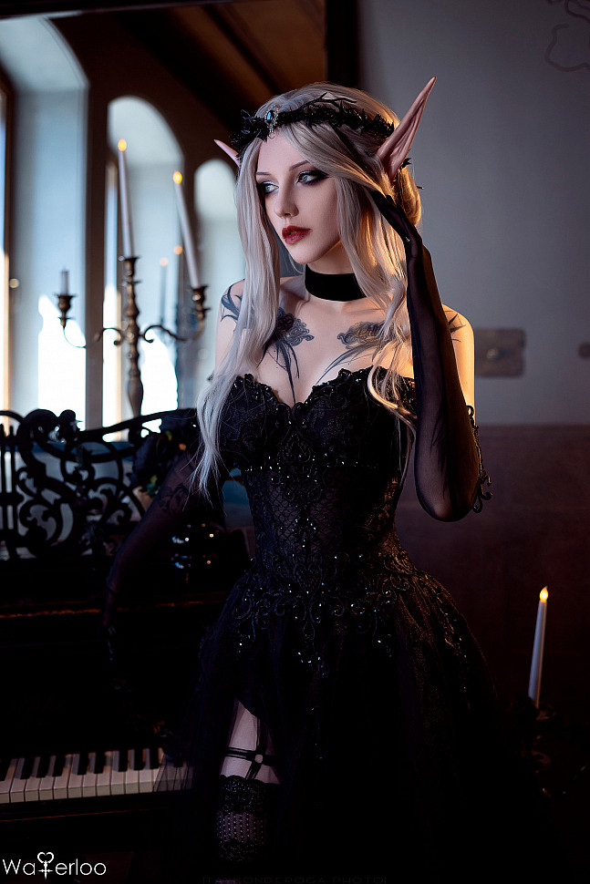 [Cosplay] Gothic Elf Girl by Waterloo