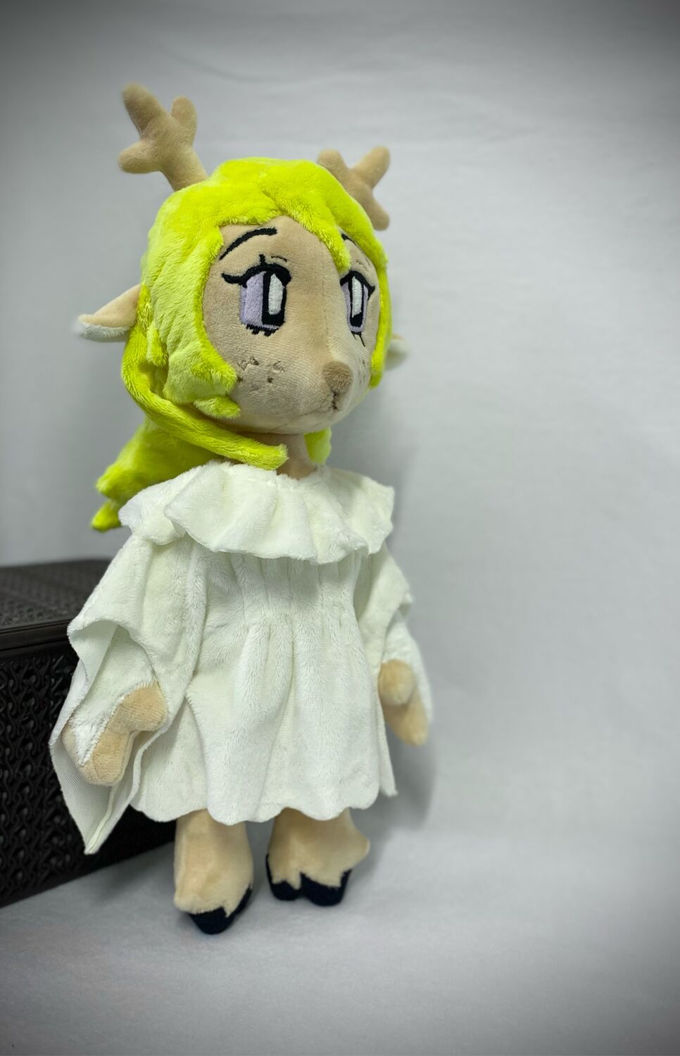 Noelle Festive Reindeer Plush Toy Video