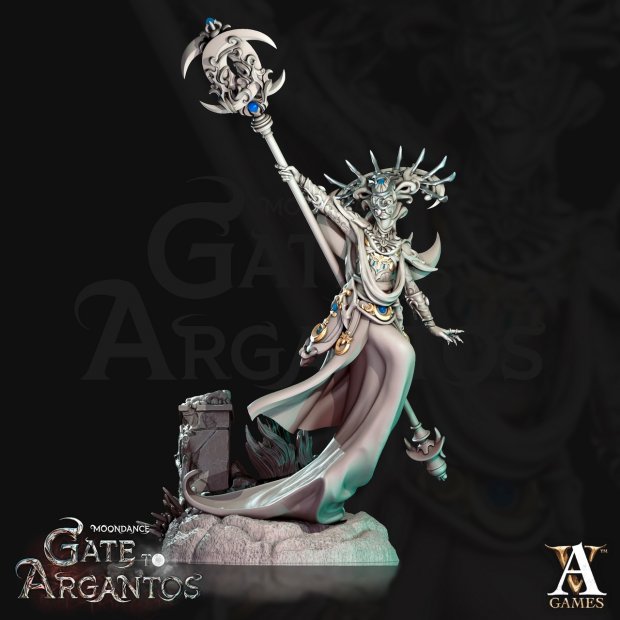 High Priestess of the Dark Elves Figure (Unpainted)