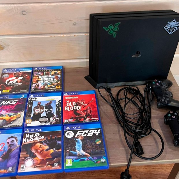 PlayStation 4 pro 1 TR