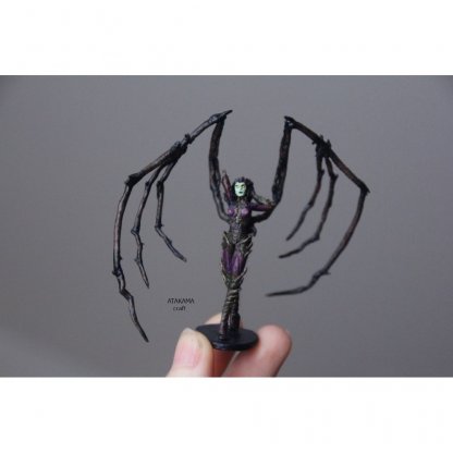 StarCraft - Sarah Kerrigan Figure