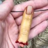 Ring finger Choker