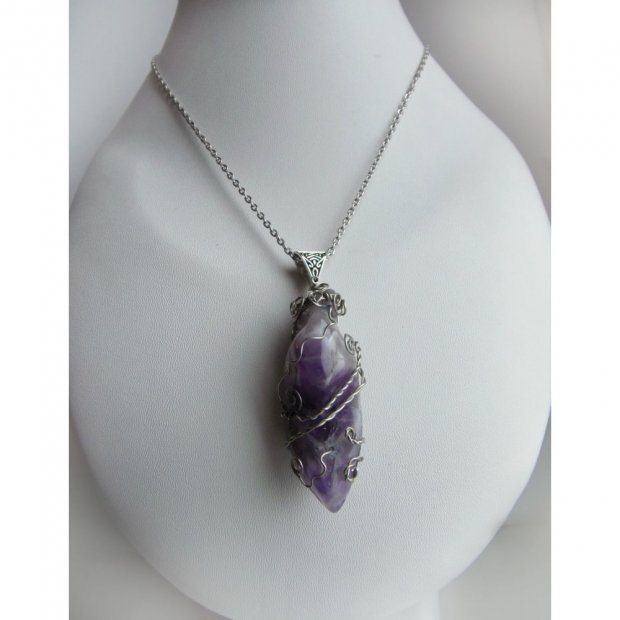 Amethyst Fang Pendant Necklace